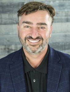 Headshot of Ian Rassman
